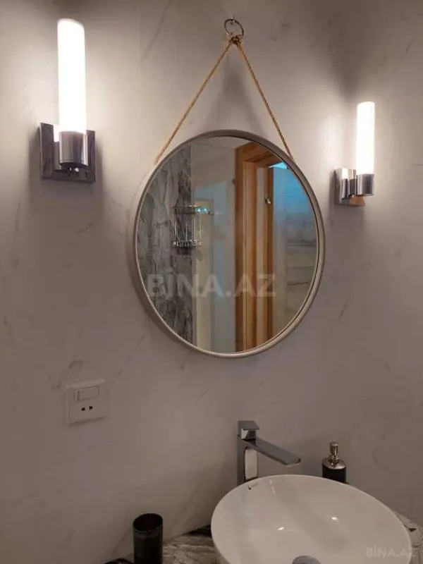 Kirayə verilir 2 otaqlı mənzil 85 m²
