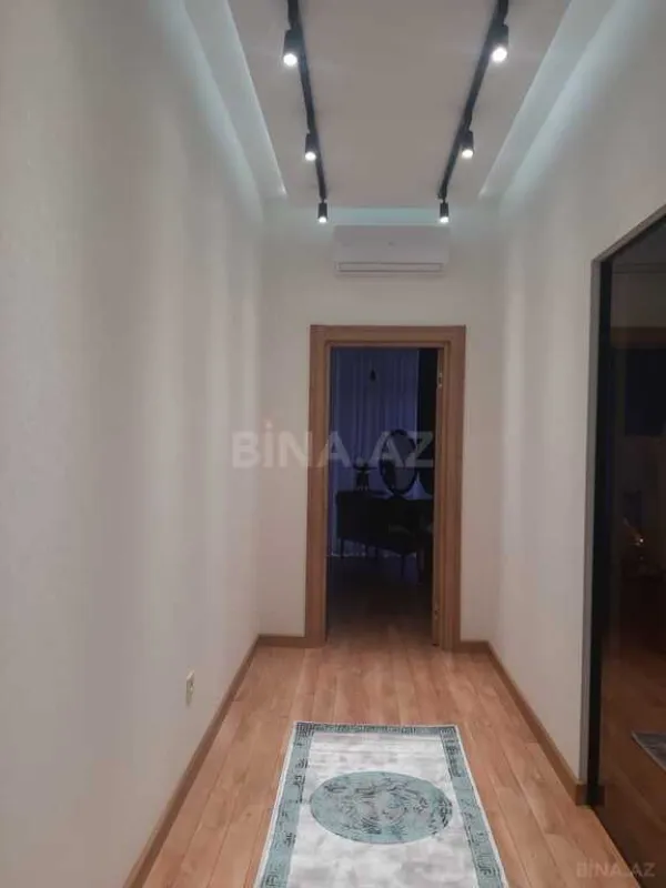 Kirayə verilir 2 otaqlı mənzil 85 m²