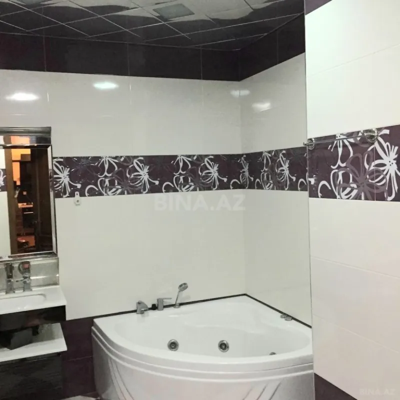 Satılır 3 otaqlı mənzil 117 m²