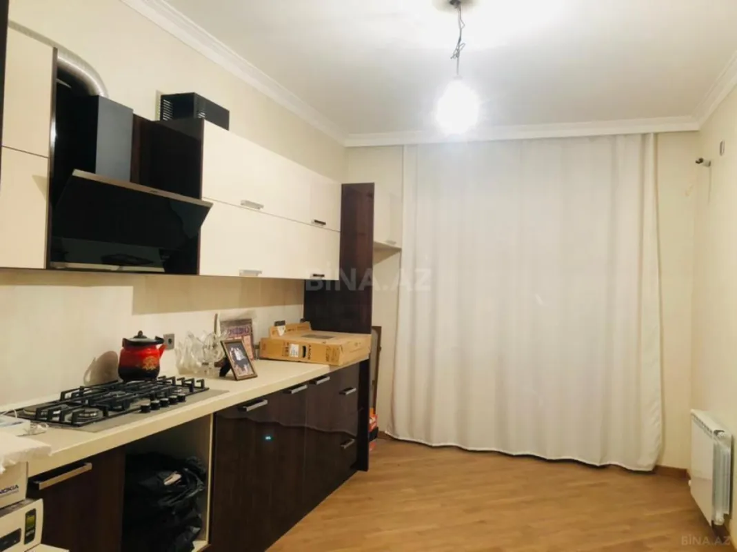 Satılır 2 otaqlı mənzil 92 m²