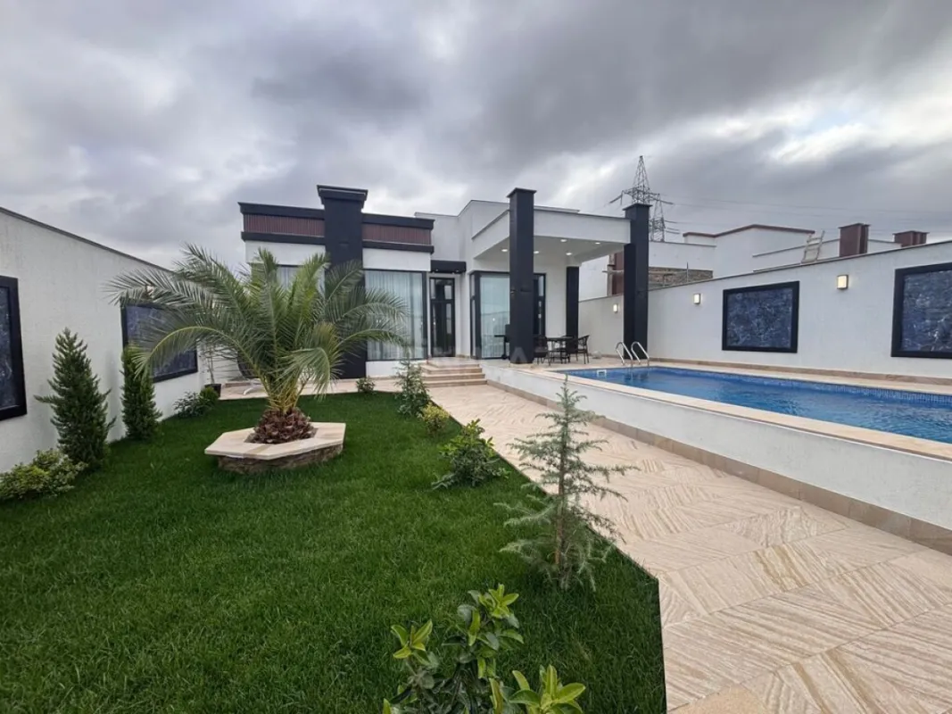 Satılır 4 otaqlı həyət evi 150 m²