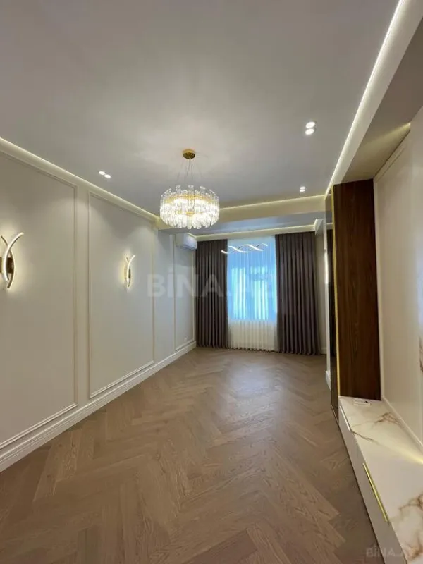 Satılır 3 otaqlı mənzil 85 m²