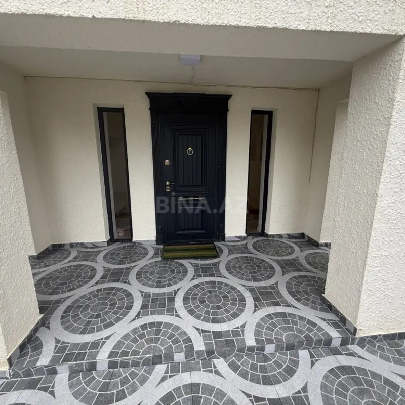 Satılır 16 otaqlı həyət evi 655 m²