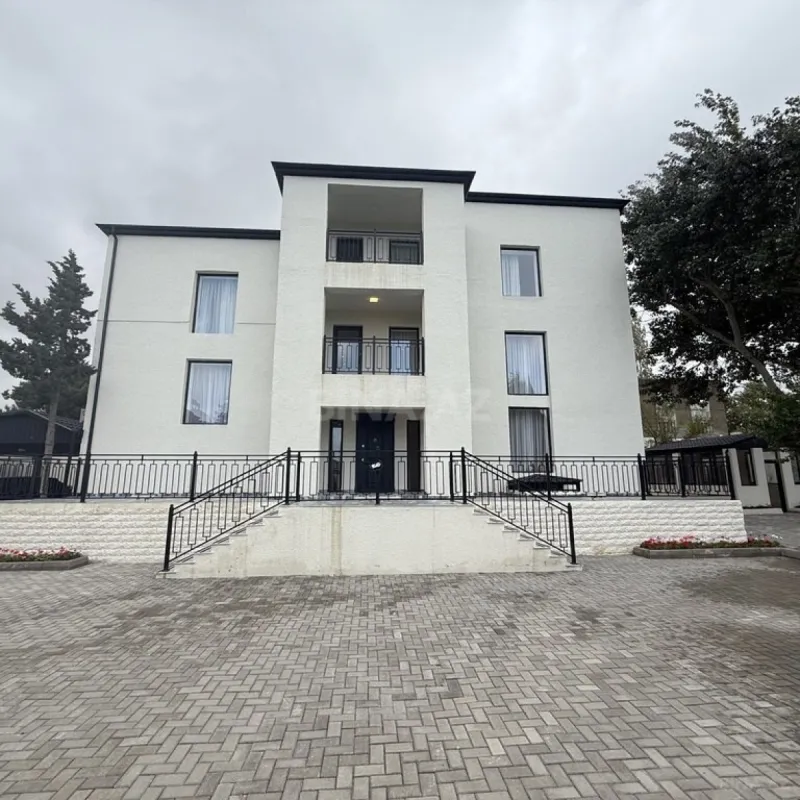 Satılır 16 otaqlı həyət evi 655 m²