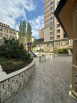 Satılır 2 otaqlı mənzil 114 m²