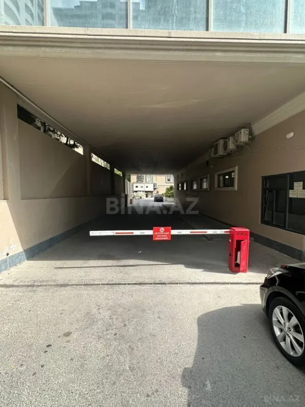 Satılır 2 otaqlı mənzil 114 m²