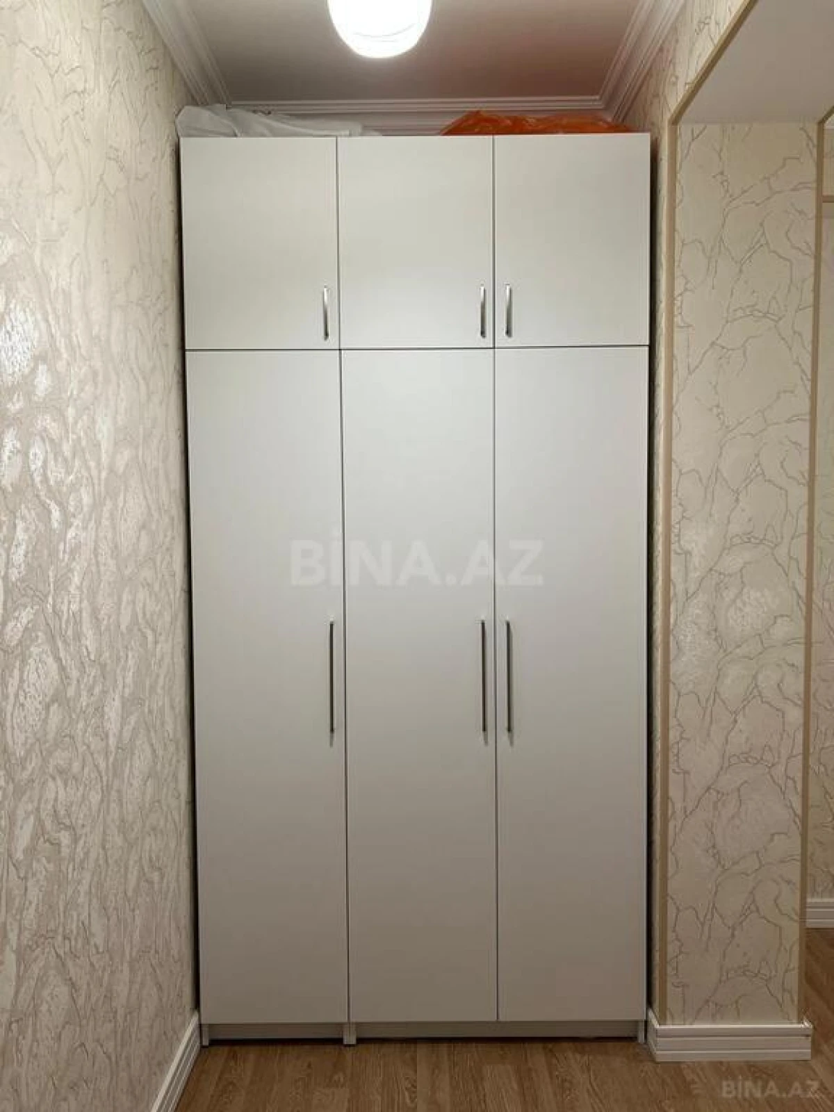 Satılır 3 otaqlı mənzil 110 m²