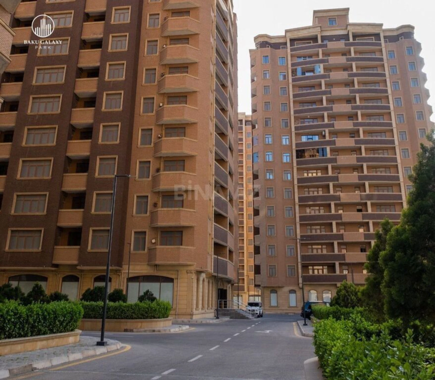 Satılır 2 otaqlı mənzil 83 m²