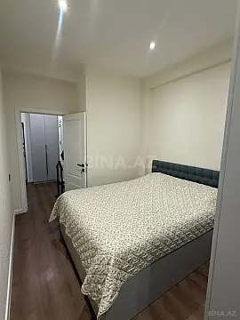 Satılır 2 otaqlı mənzil 83 m²
