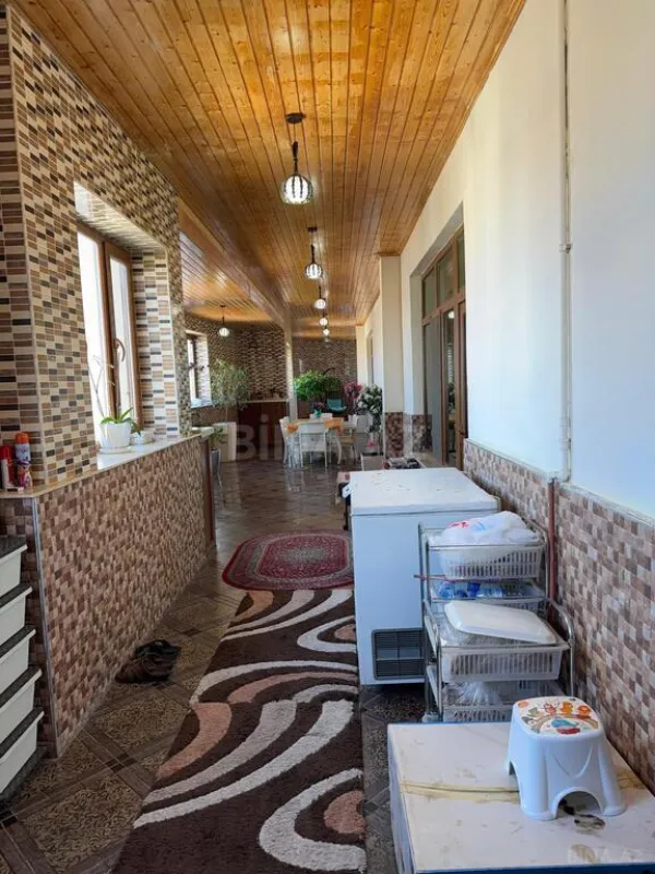 Satılır 5 otaqlı mənzil 400 m²