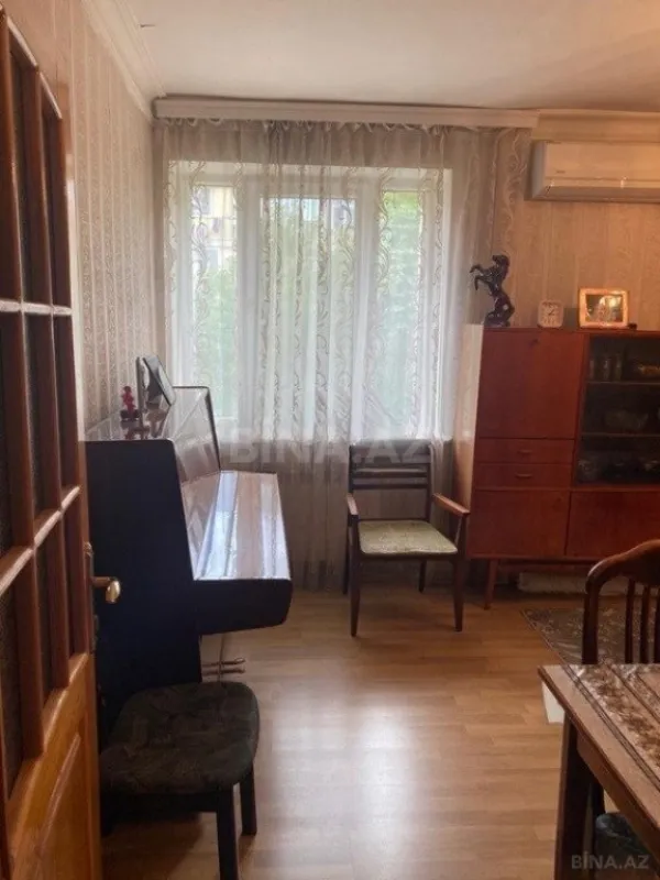 Satılır 3 otaqlı mənzil 60 m²