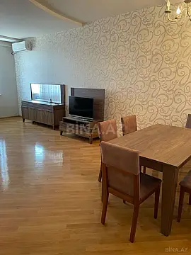 Kirayə verilir 3 otaqlı mənzil 150 m²