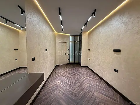 Satılır 2 otaqlı mənzil 70 m²