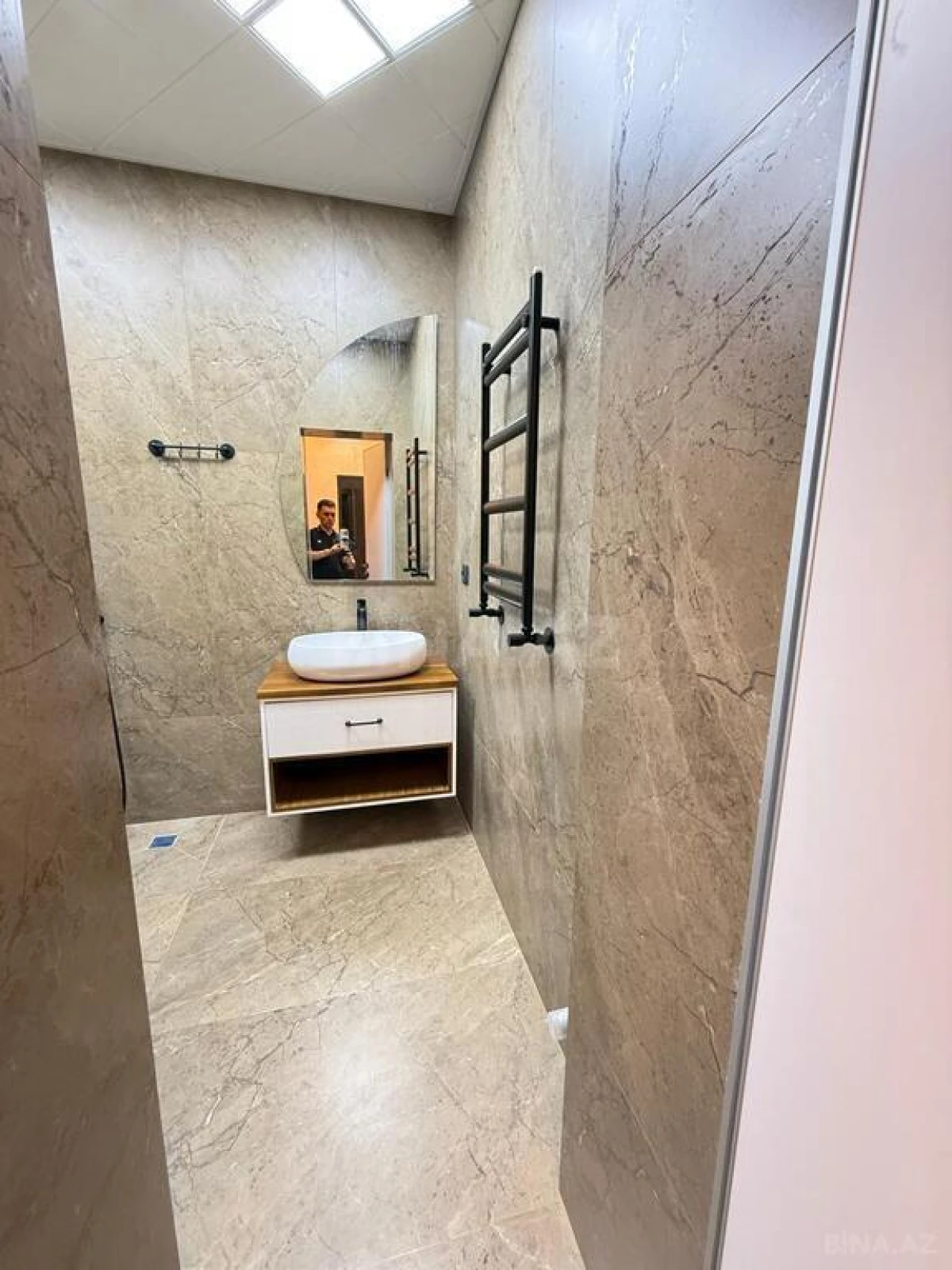 Satılır 2 otaqlı mənzil 70 m²