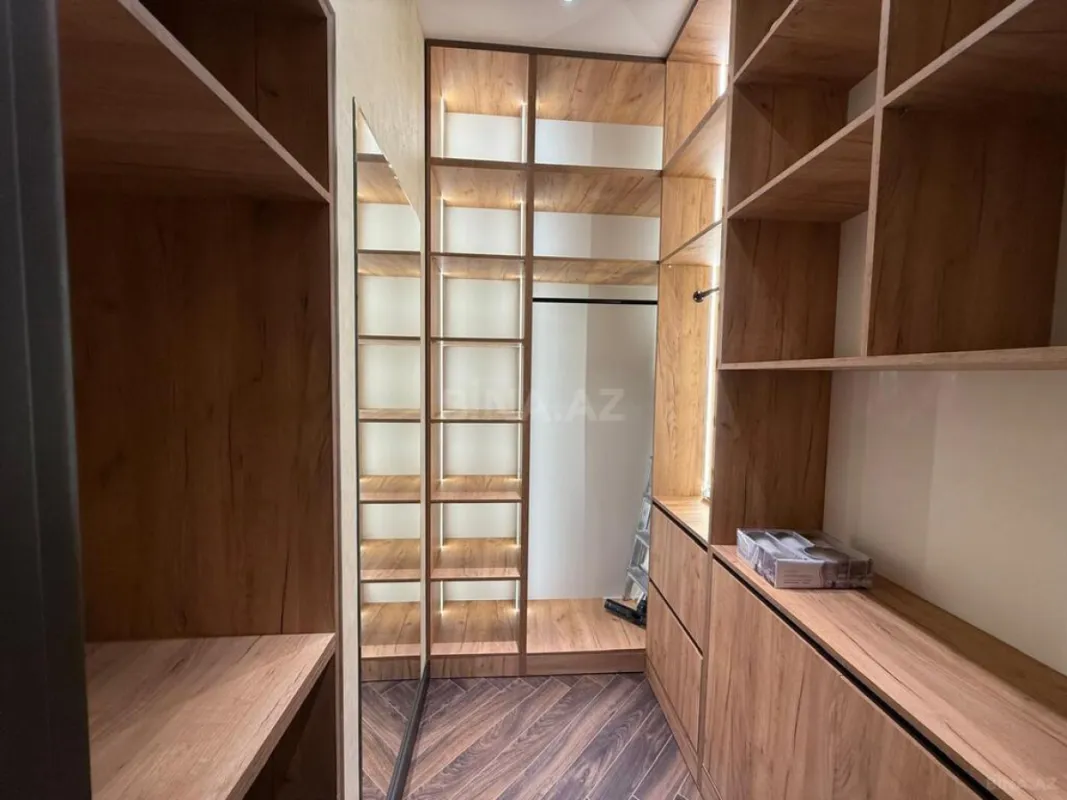 Satılır 2 otaqlı mənzil 70 m²