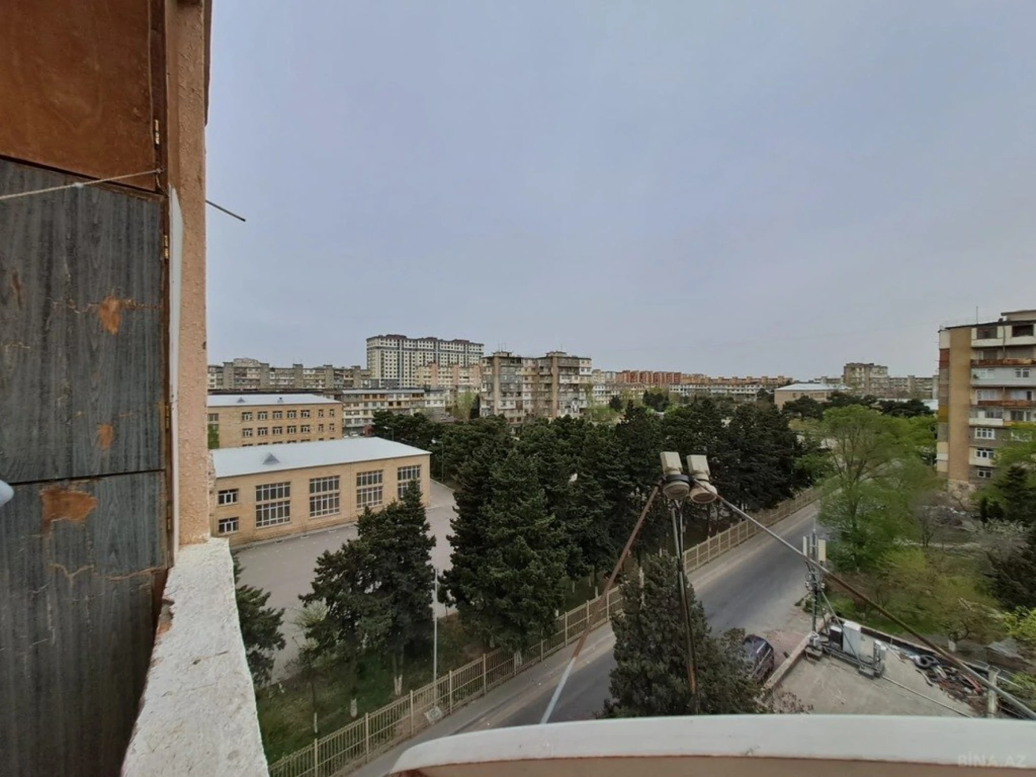 Satılır 3 otaqlı mənzil 105 m²