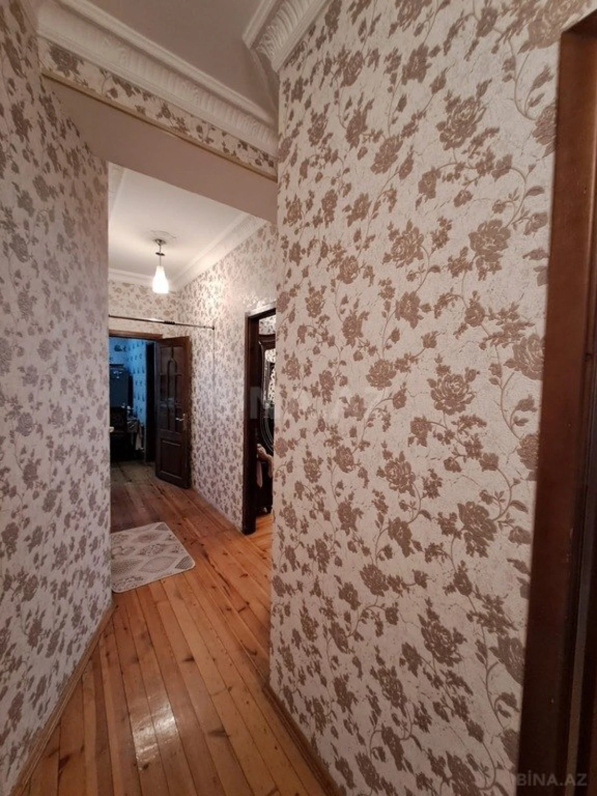 Satılır 3 otaqlı mənzil 105 m²