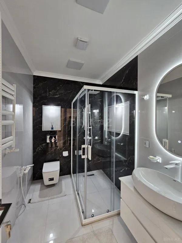 Satılır 2 otaqlı mənzil 66 m²