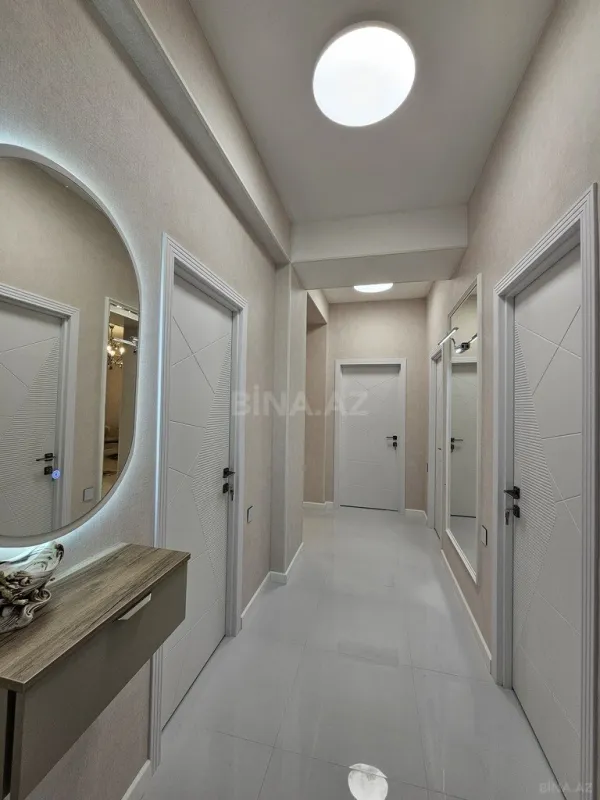 Satılır 2 otaqlı mənzil 66 m²