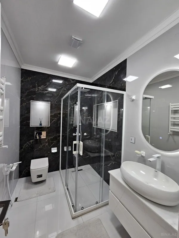 Satılır 2 otaqlı mənzil 66 m²