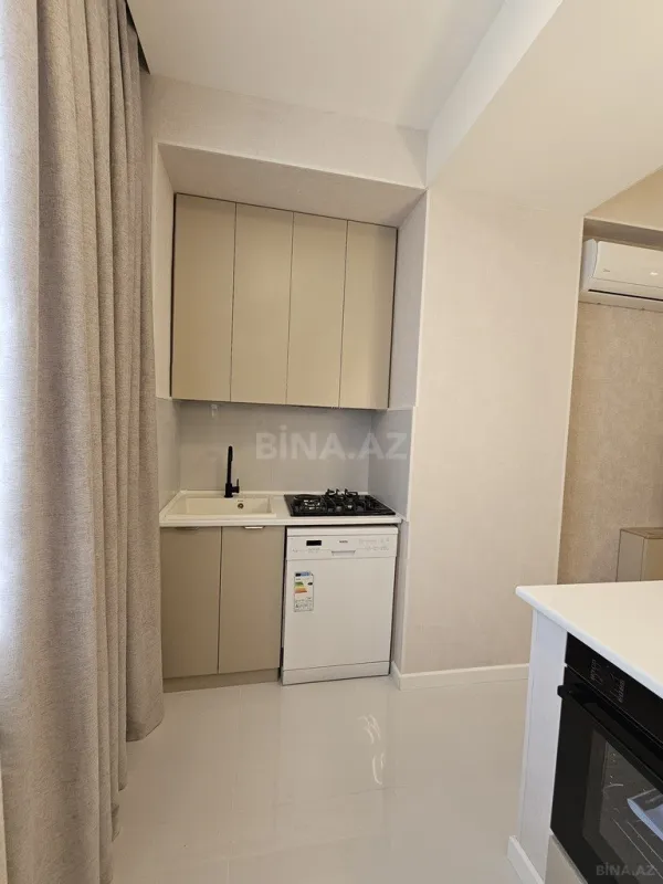 Satılır 2 otaqlı mənzil 66 m²
