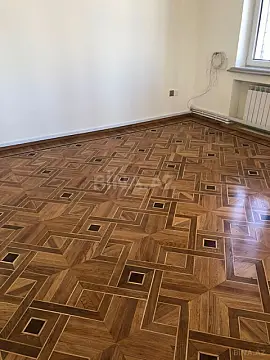 Kirayə verilir 12 otaqlı ofis 900 m²