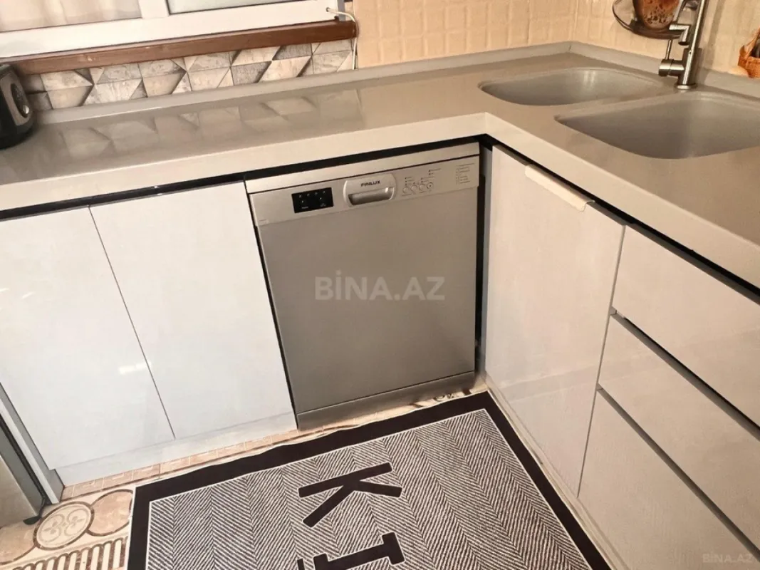 Satılır 3 otaqlı mənzil 67 m²