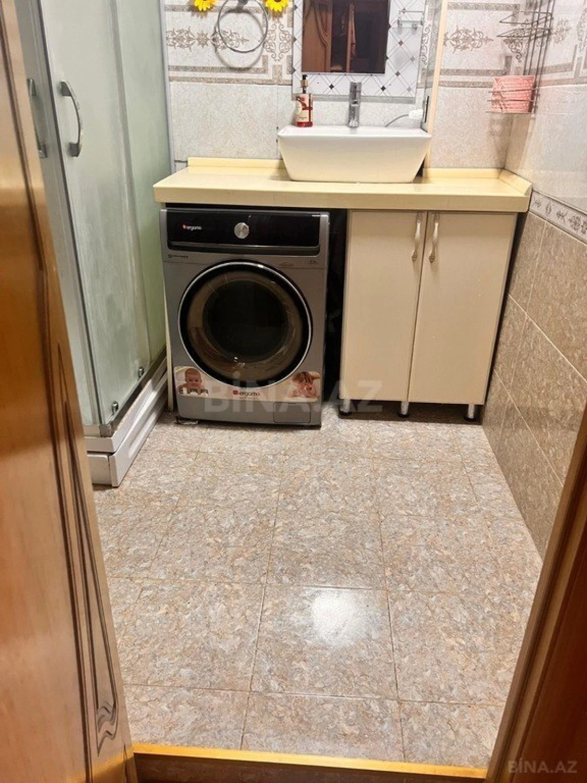 Satılır 3 otaqlı mənzil 67 m²