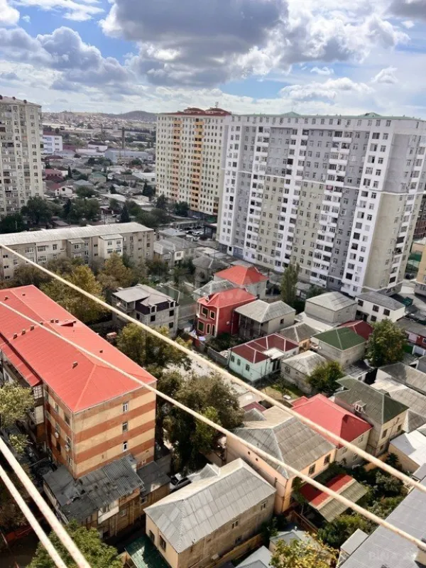 Satılır 3 otaqlı mənzil 67 m²