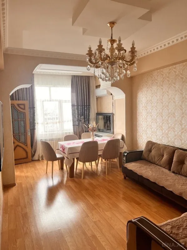 Satılır 3 otaqlı mənzil 67 m²