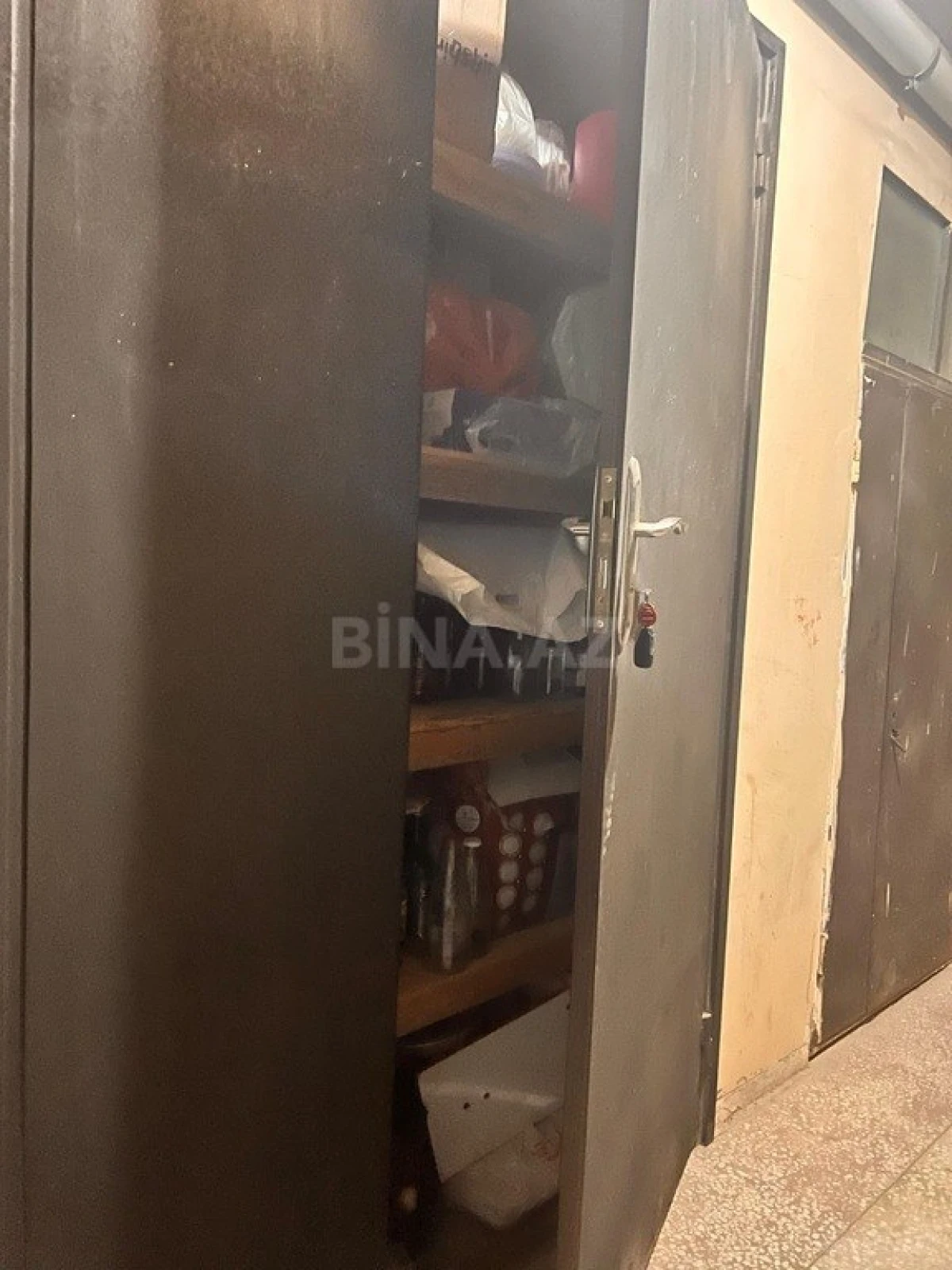 Satılır 3 otaqlı mənzil 67 m²