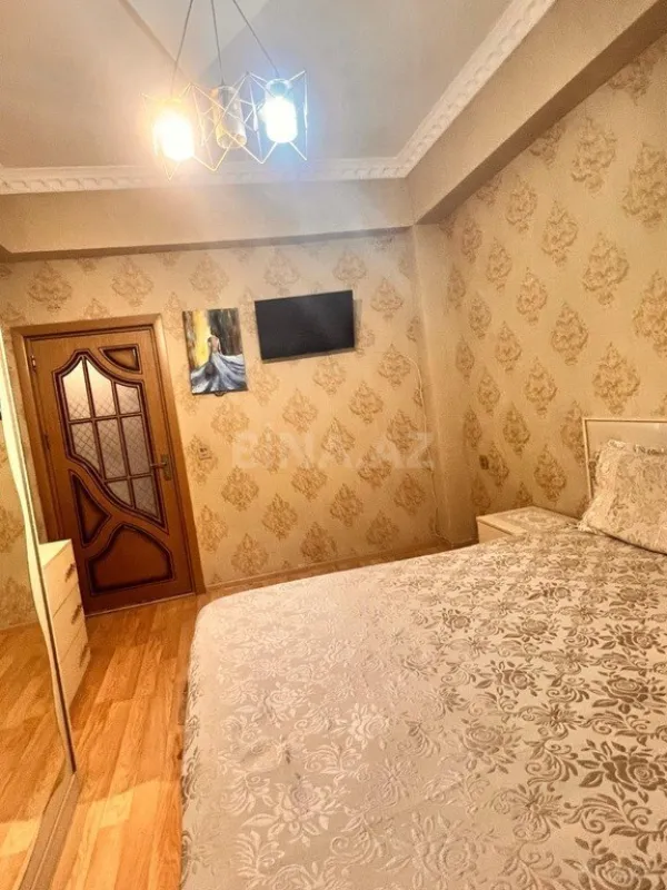 Satılır 3 otaqlı mənzil 67 m²