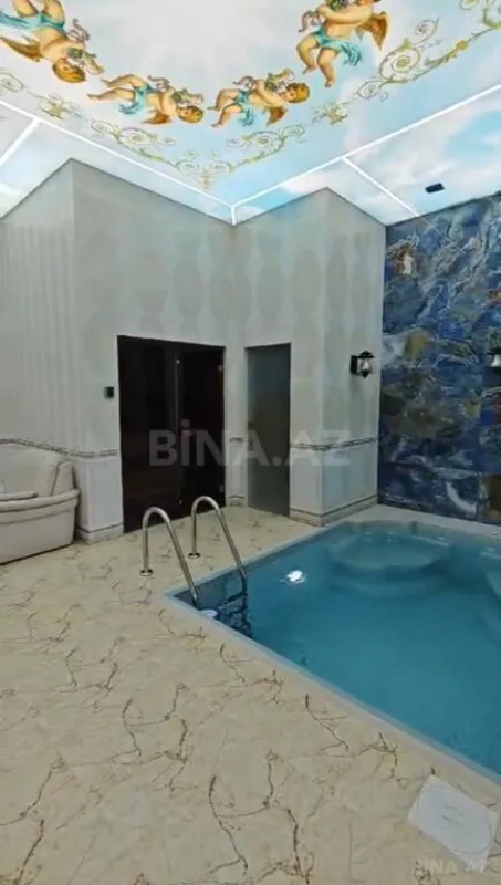 Satılır 10 otaqlı həyət evi 1000 m²