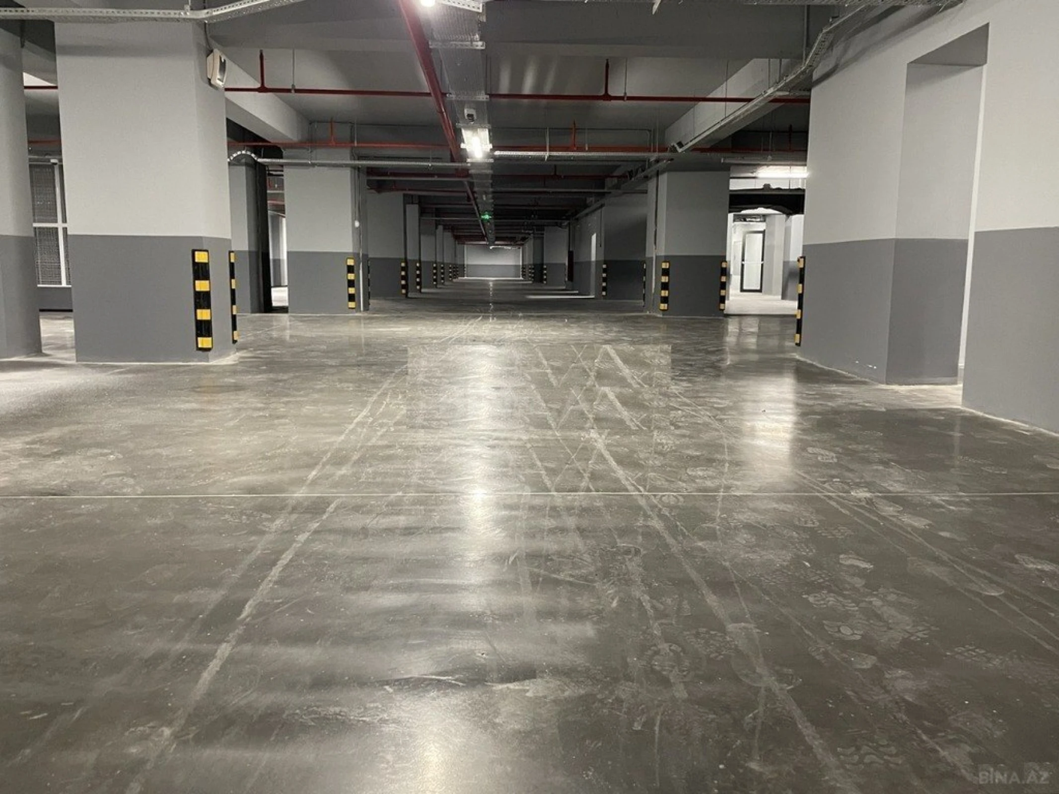 Satılır 3 otaqlı mənzil 128 m²