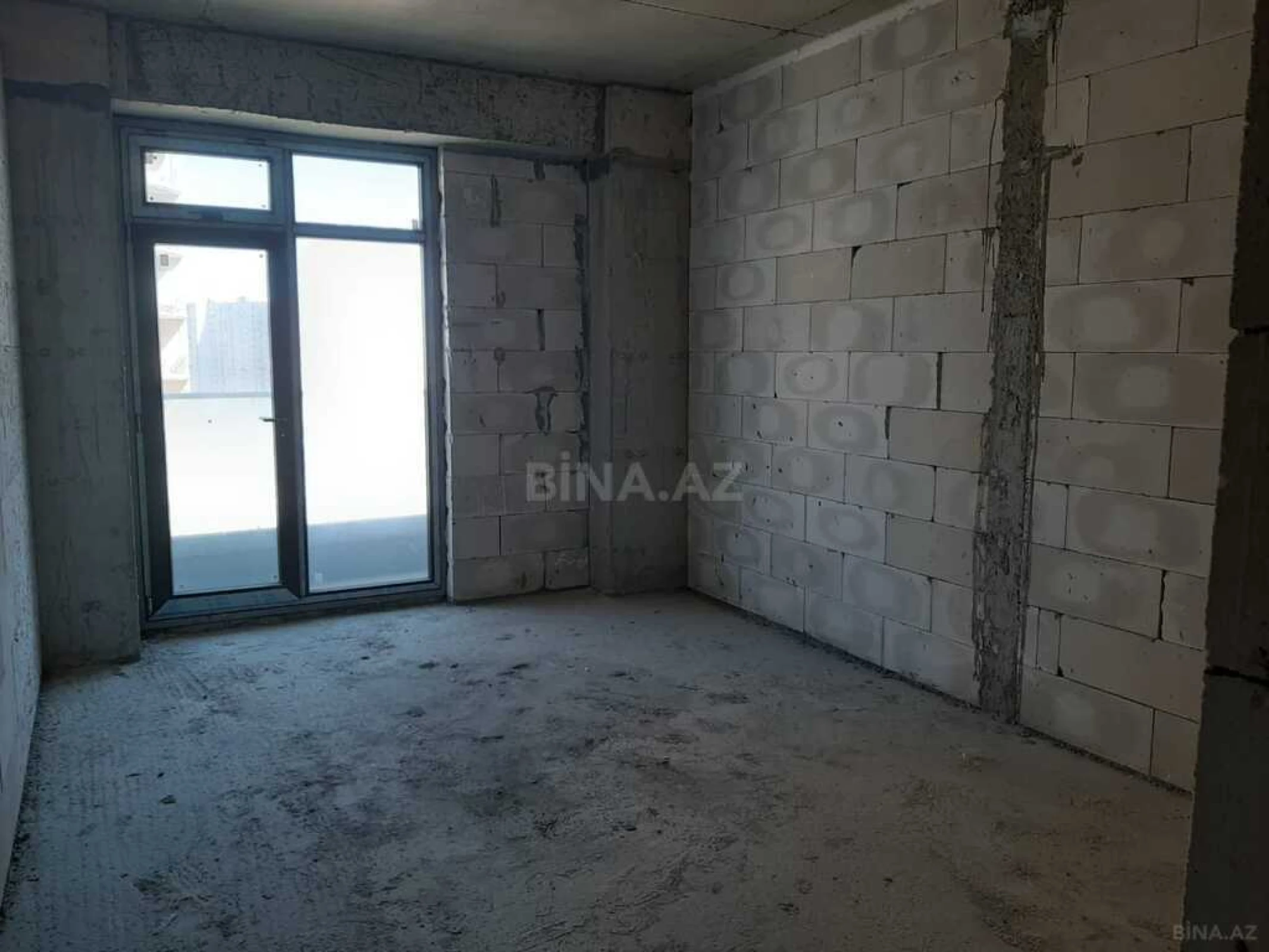 Satılır 3 otaqlı mənzil 128 m²