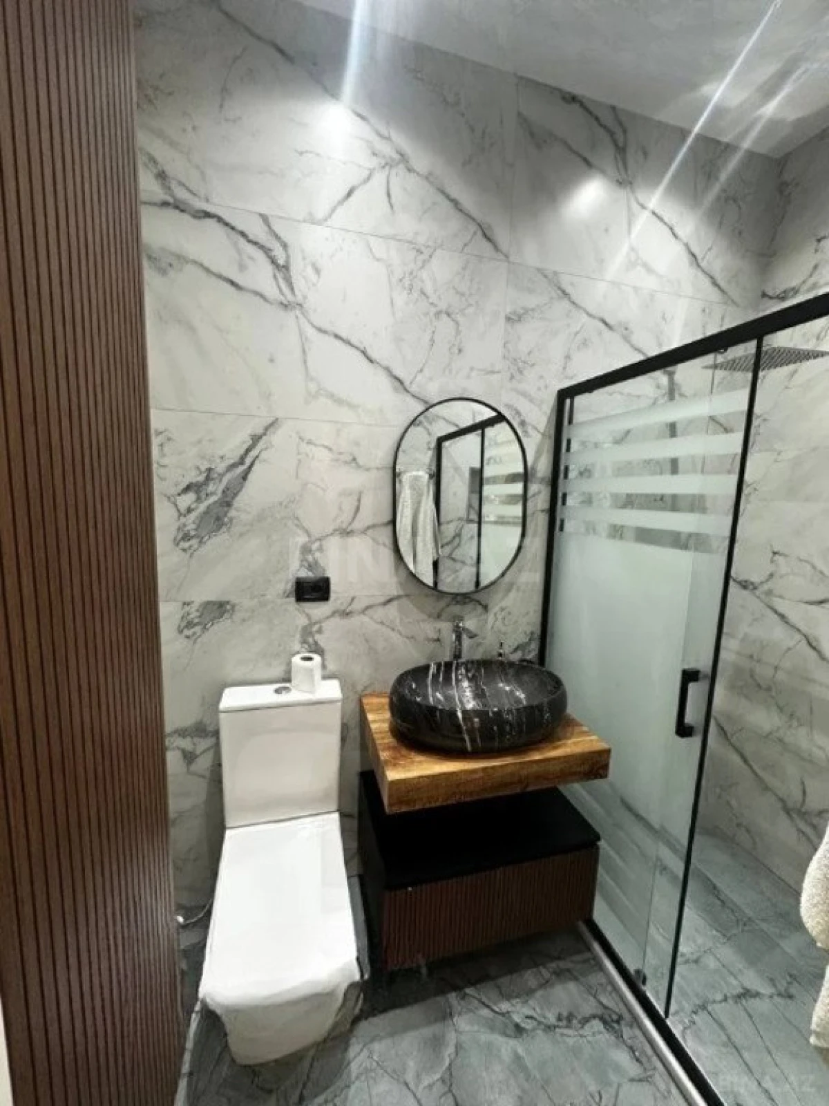 Satılır 5 otaqlı həyət evi 240 m²