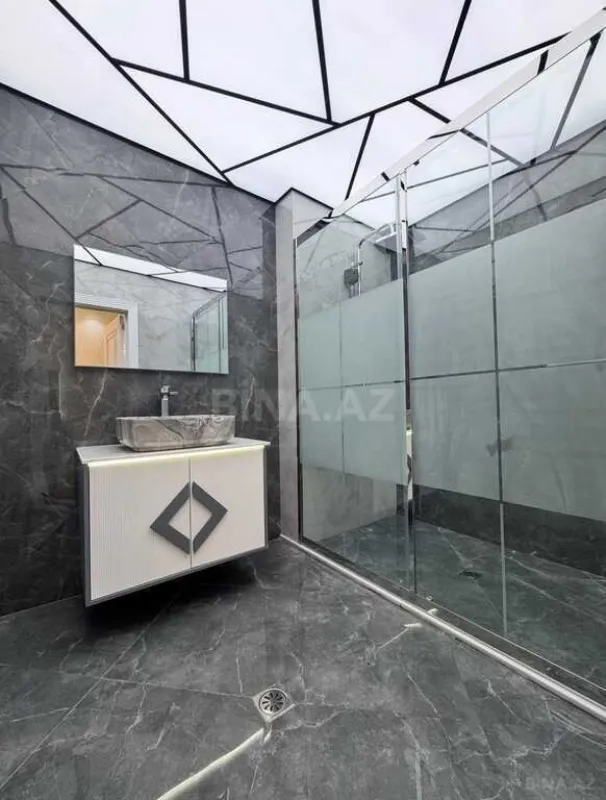 Satılır 2 otaqlı mənzil 75 m²