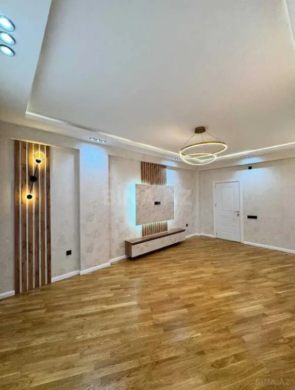 Satılır 2 otaqlı mənzil 75 m²