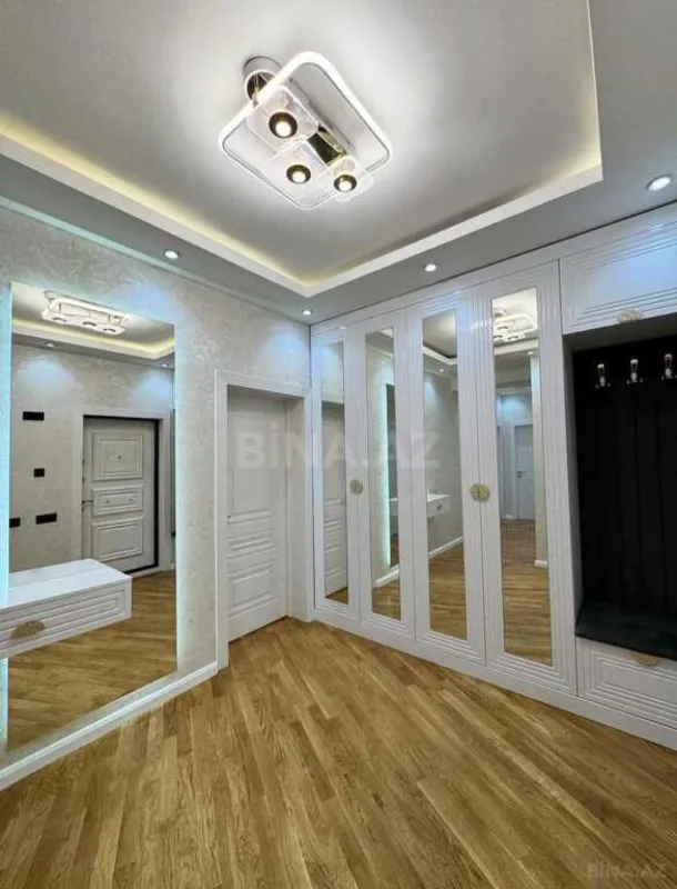 Satılır 2 otaqlı mənzil 75 m²