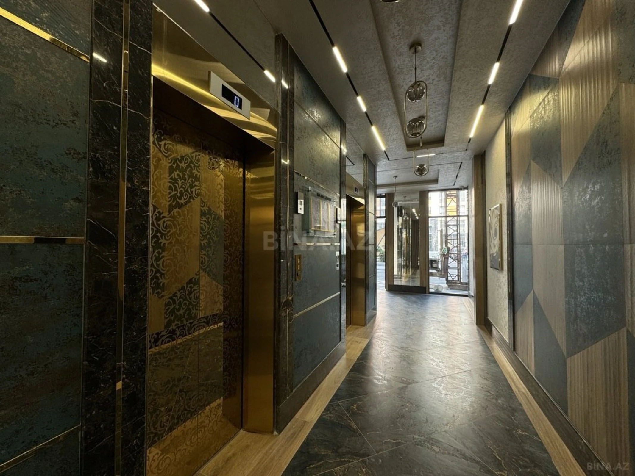 Satılır 3 otaqlı mənzil 111 m²