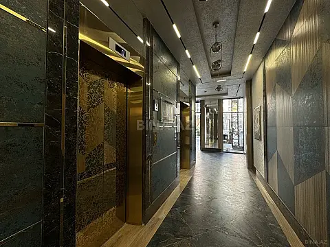 Satılır 3 otaqlı mənzil 111 m²