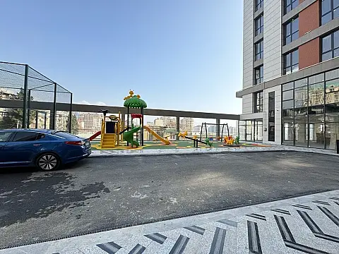 Satılır 3 otaqlı mənzil 111 m²