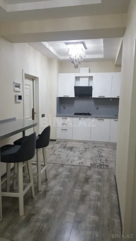 Satılır 3 otaqlı mənzil 94 m²