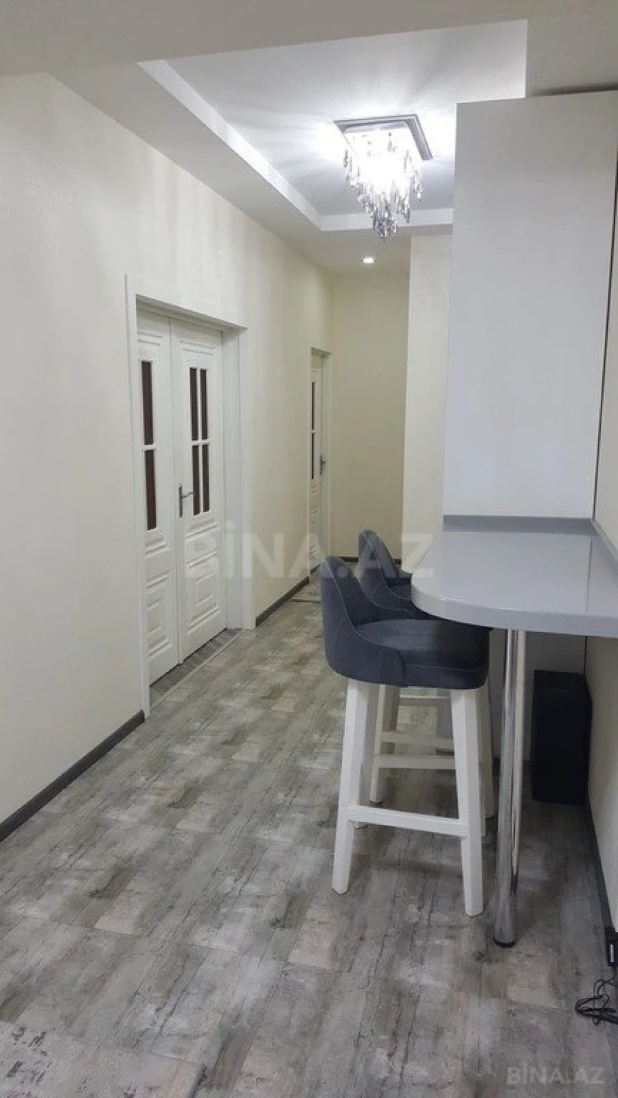 Satılır 3 otaqlı mənzil 94 m²
