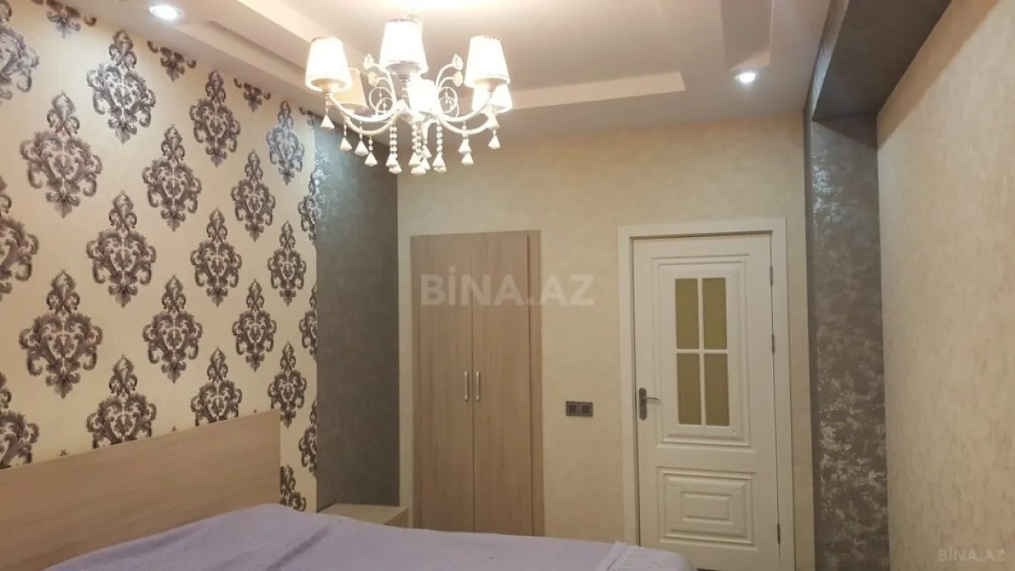 Satılır 3 otaqlı mənzil 94 m²