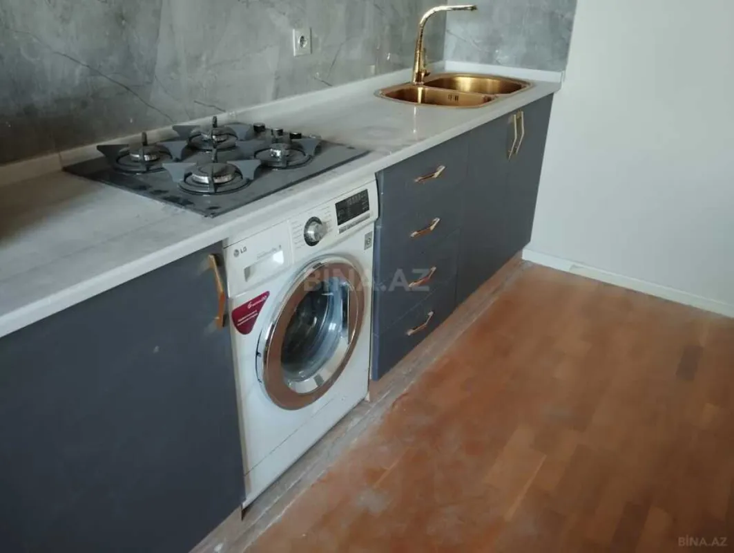 Satılır 3 otaqlı mənzil 117 m²