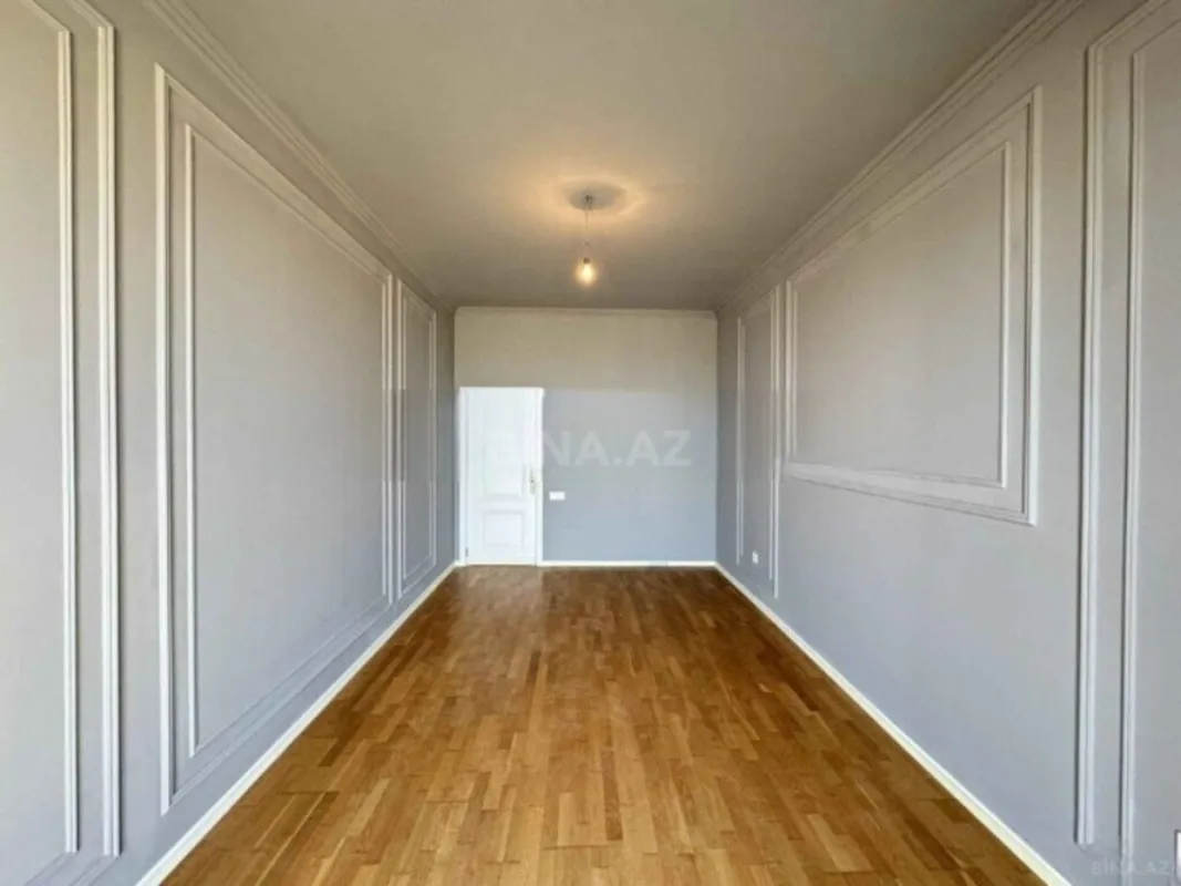 Satılır 3 otaqlı mənzil 117 m²