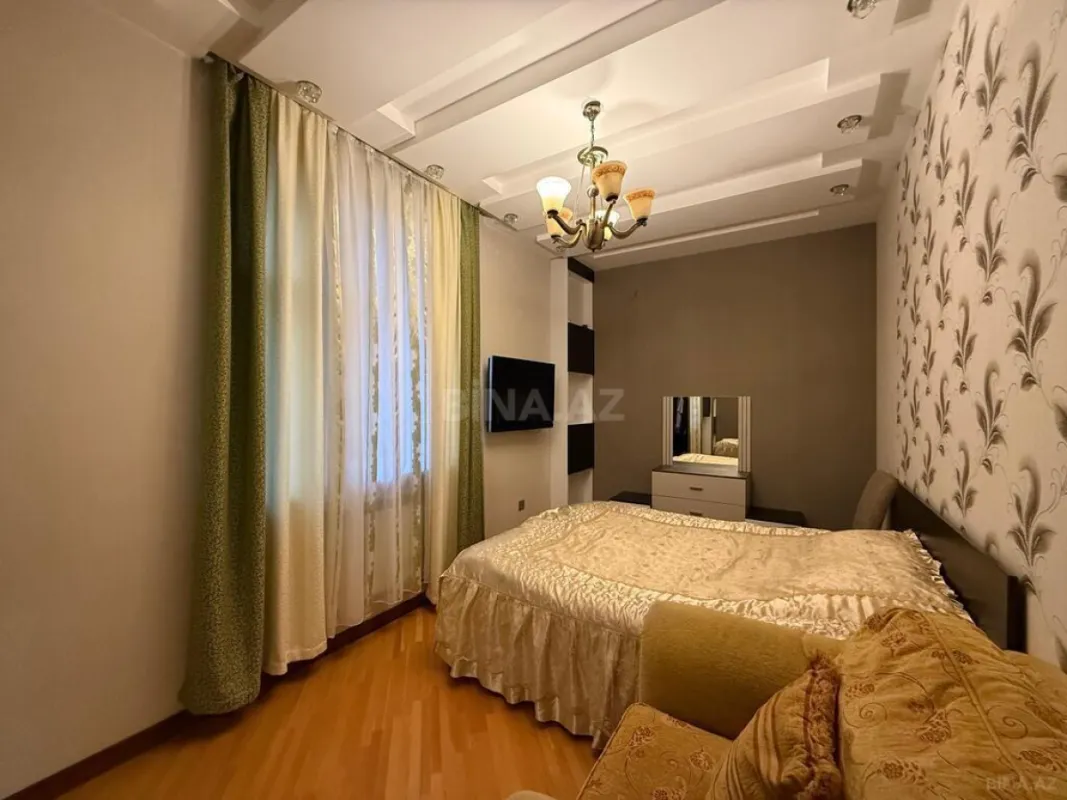 Satılır 3 otaqlı mənzil 103 m²
