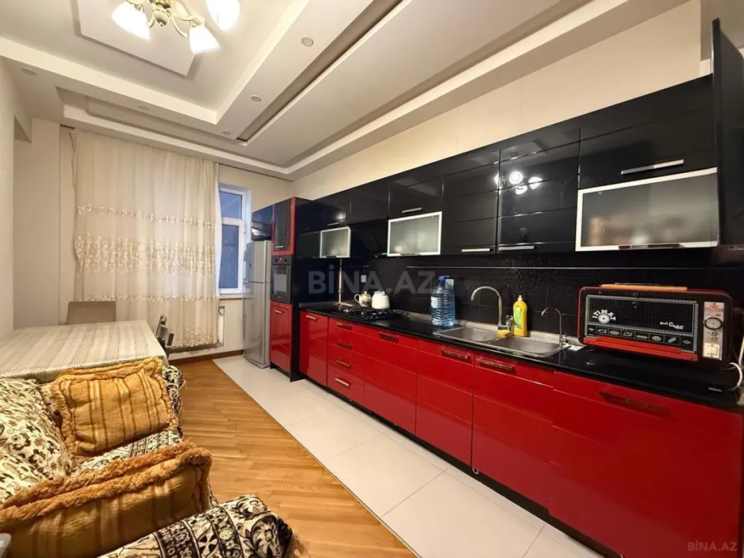 Satılır 3 otaqlı mənzil 103 m²