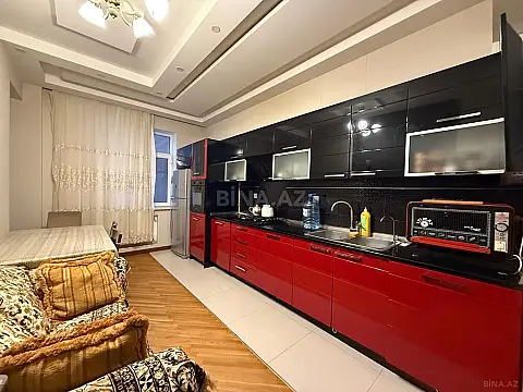 Satılır 3 otaqlı mənzil 103 m²